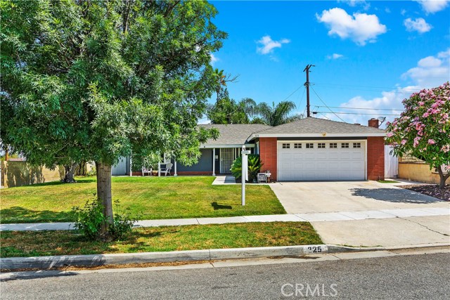 325 E Francis St, Corona, CA 92879