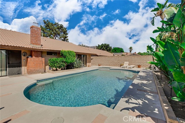 2855 Piedmont Drive, Highland CA: https://media.crmls.org/medias/36bc34e0-9edb-4775-9de7-8ac199069843.jpg