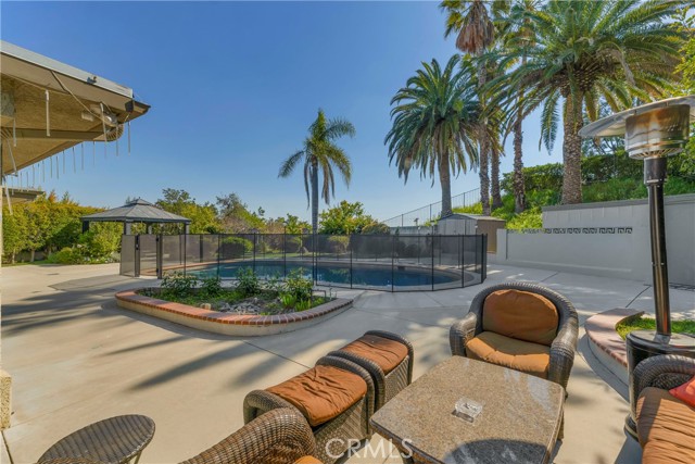 Detail Gallery Image 33 of 34 For 17426 Flanders St, Granada Hills,  CA 91344 - 4 Beds | 2 Baths