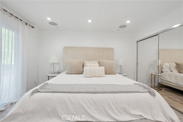 Detail Gallery Image 22 of 36 For 4444 Canoga Ave, Woodland Hills,  CA 91364 - 4 Beds | 4 Baths