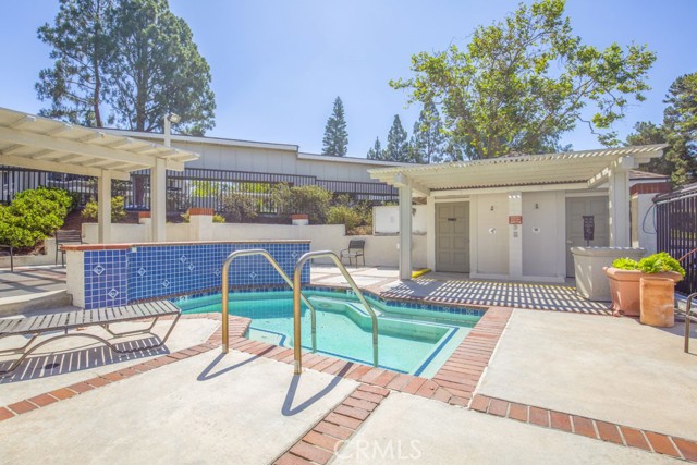 Detail Gallery Image 25 of 26 For 25631 Mont Pointe 7d,  Lake Forest,  CA 92630 - 2 Beds | 1/1 Baths