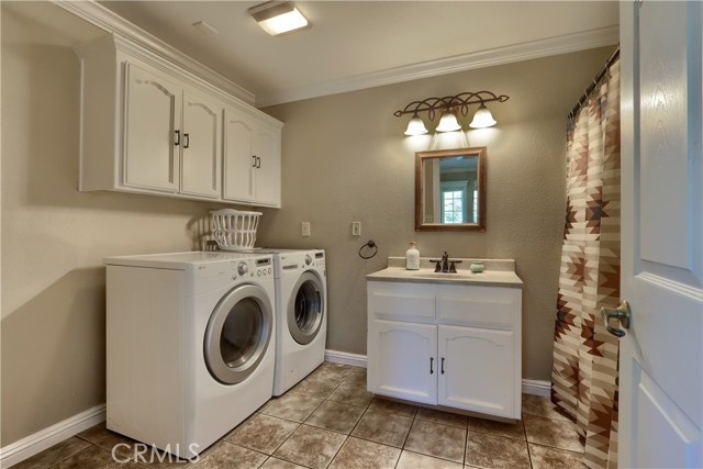 Detail Gallery Image 17 of 75 For 4421 Scrubby Oak, Mariposa,  CA 95338 - 6 Beds | 4/2 Baths