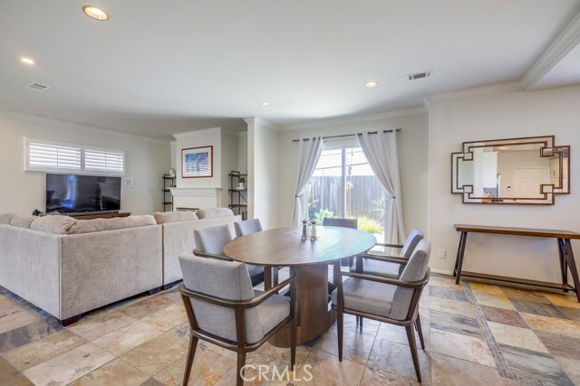 Detail Gallery Image 13 of 39 For 1581 Orange Ave, Costa Mesa,  CA 92627 - 3 Beds | 2/1 Baths