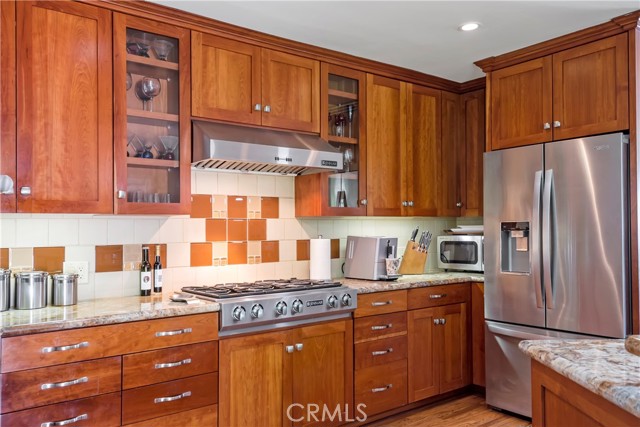 3100 Dow Avenue, Redondo Beach, California 90278, 3 Bedrooms Bedrooms, ,2 BathroomsBathrooms,Residential,Sold,Dow,SB21201747