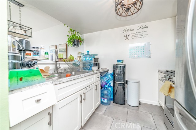 Detail Gallery Image 9 of 18 For 865 South B Street #P-2,  Oxnard,  CA 93030 - 1 Beds | 1 Baths