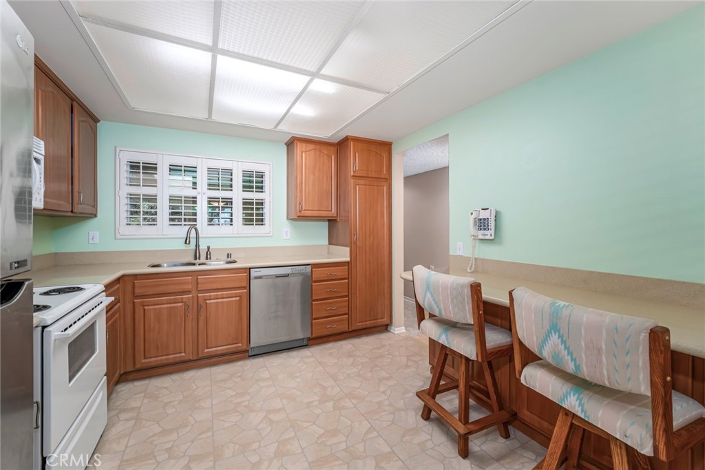 3500 W Bahia Blanca #3B