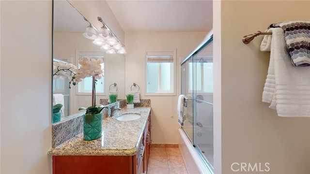 8162 Van Noord Avenue, North Hollywood CA: https://media.crmls.org/medias/36be9ef9-a3b6-4e0d-b554-58deb2d3e942.jpg
