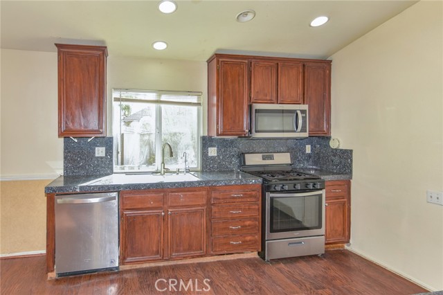 Detail Gallery Image 16 of 45 For 1056 Titus Ct, San Jacinto,  CA 92583 - 3 Beds | 2 Baths