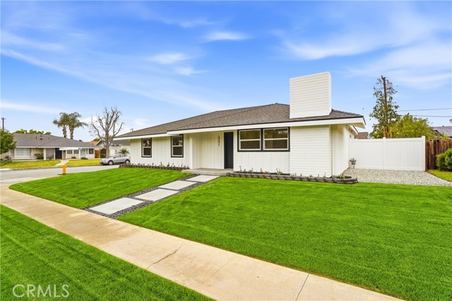 Detail Gallery Image 5 of 57 For 17271 Orange, Yorba Linda,  CA 92886 - 4 Beds | 2 Baths