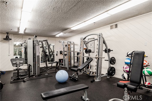 611 Prospect Avenue, Redondo Beach, California 90277, 2 Bedrooms Bedrooms, ,2 BathroomsBathrooms,Residential,Sold,Prospect,SB22076487