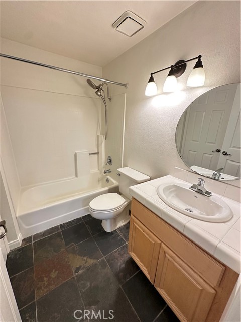 Detail Gallery Image 16 of 33 For 20191 Cape Coral #214,  Huntington Beach,  CA 92646 - 1 Beds | 1 Baths
