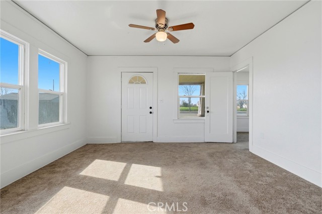 Detail Gallery Image 10 of 25 For 901 S 11th, Hanford,  CA 93230 - 3 Beds | 1 Baths