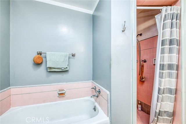 Detail Gallery Image 24 of 40 For 3421 N Callisch St, Fresno,  CA 93726 - 2 Beds | 1/1 Baths