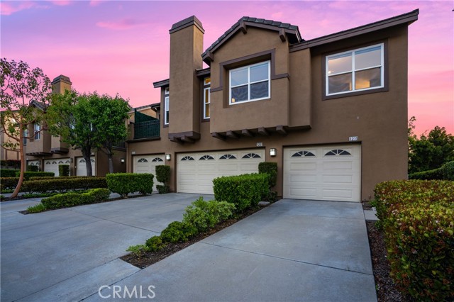 Detail Gallery Image 1 of 51 For 1211 S Country Glen Way, Anaheim,  CA 92808 - 2 Beds | 2 Baths