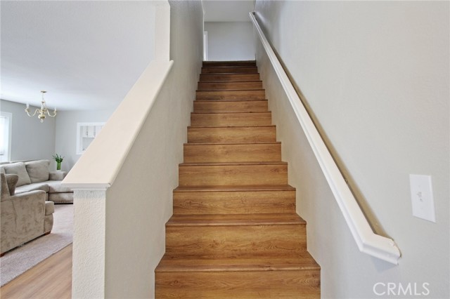 1169 Crescent Drive, Merced CA: https://media.crmls.org/medias/36c09837-dc8c-42f6-877f-39325e188451.jpg