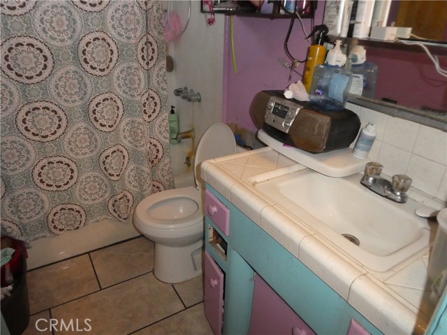 Detail Gallery Image 34 of 39 For 670 Keenan Ave, Los Angeles,  CA 90022 - – Beds | – Baths
