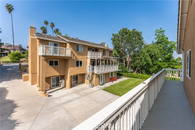 1377 Knoll Road, Redlands CA: https://media.crmls.org/medias/36c1dd5d-2631-4be9-bb52-da8299f9f270.jpg