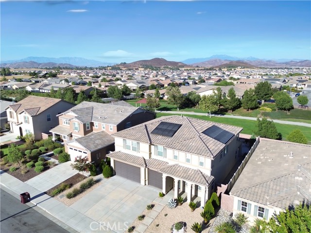 Detail Gallery Image 11 of 75 For 34676 Swan Valley Ct, Murrieta,  CA 92563 - 5 Beds | 3/1 Baths