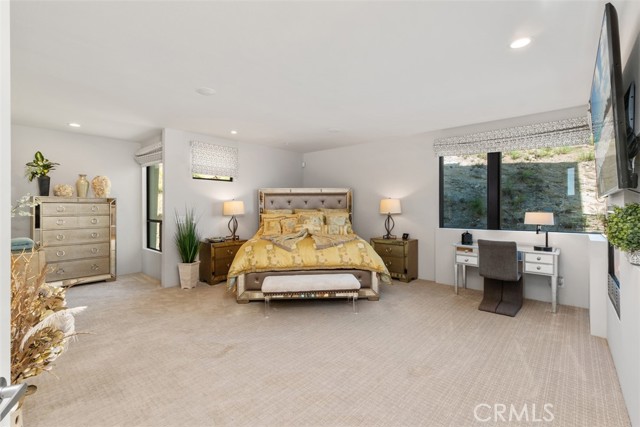 Detail Gallery Image 18 of 46 For 616 Bolsana Dr, Laguna Beach,  CA 92651 - 3 Beds | 2/1 Baths