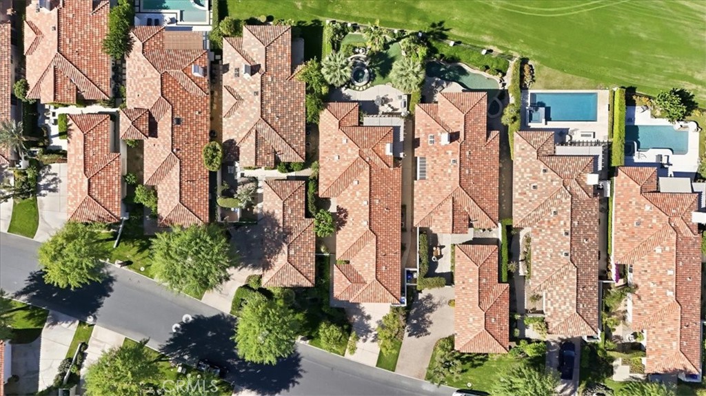 MLS #OC25246393 image #46