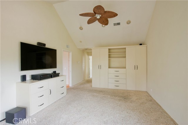Detail Gallery Image 18 of 41 For 4389 San Blas Ave, Woodland Hills,  CA 91364 - 4 Beds | 2/1 Baths
