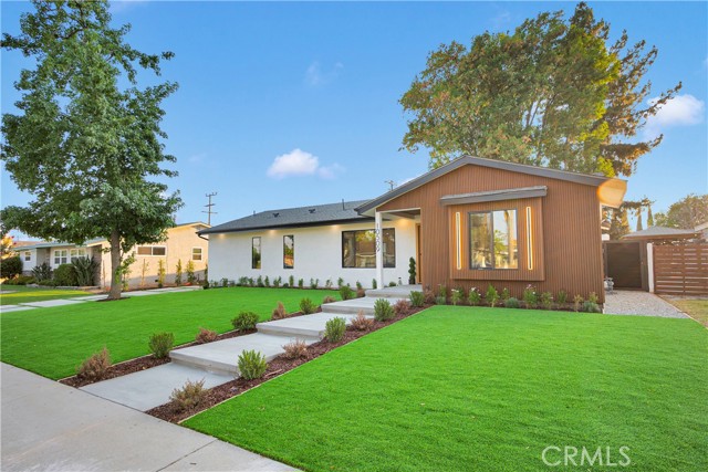 Detail Gallery Image 2 of 60 For 10509 Dempsey Ave, Granada Hills,  CA 91344 - 4 Beds | 3/1 Baths