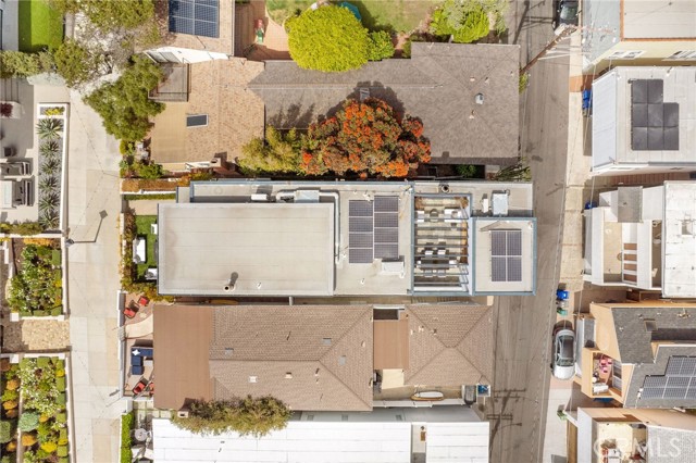 324 17th, Manhattan Beach, California 90266, 4 Bedrooms Bedrooms, 0 ,5 BathroomsBathrooms,Residential,For Sale,17th,0,SB26133569
