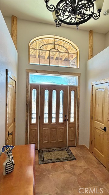 Detail Gallery Image 9 of 68 For 275 Canyon, Pinon Hills,  CA 92371 - 3 Beds | 2/1 Baths