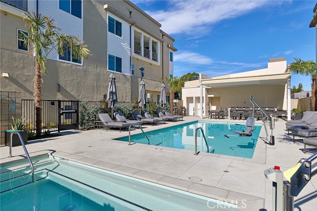 Detail Gallery Image 24 of 33 For 7251 Aura Cir, Huntington Beach,  CA 92647 - 4 Beds | 3/1 Baths