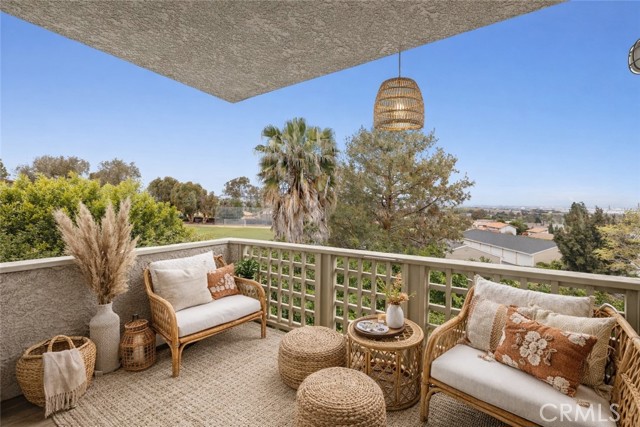 Detail Gallery Image 17 of 46 For 1450 Brett Place #205,  San Pedro,  CA 90732 - 3 Beds | 2 Baths