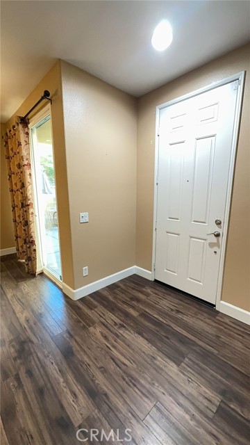 Detail Gallery Image 3 of 21 For 31187 Black Maple, Temecula,  CA 92592 - 3 Beds | 2 Baths