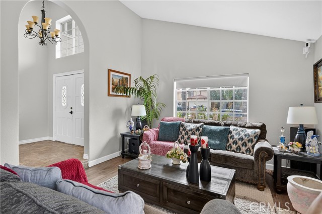 Detail Gallery Image 5 of 45 For 25796 Sweetleaf, Moreno Valley,  CA 92553 - 4 Beds | 2/1 Baths