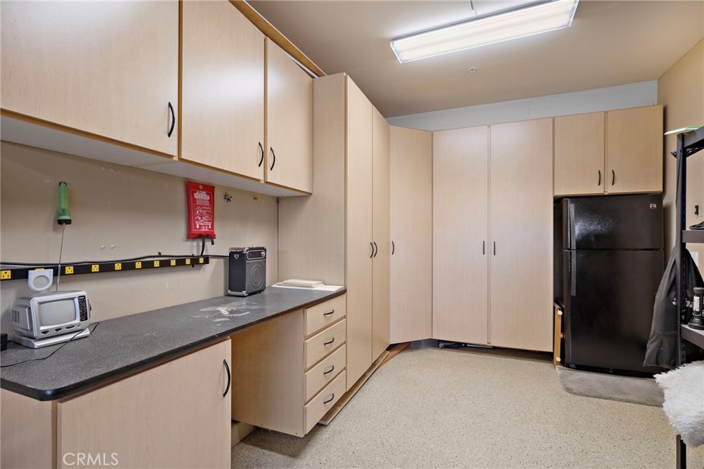 MLS #OC25222317 image #35