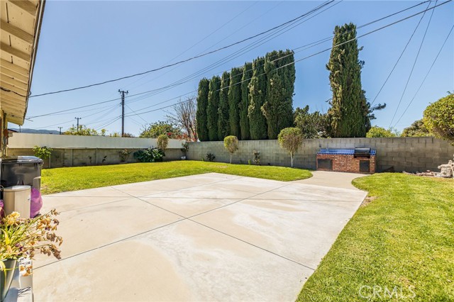 Detail Gallery Image 24 of 27 For 2317 Sycamore Dr, Simi Valley,  CA 93065 - 3 Beds | 2 Baths