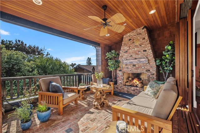 Image 7 of 40 For 624 6th Street