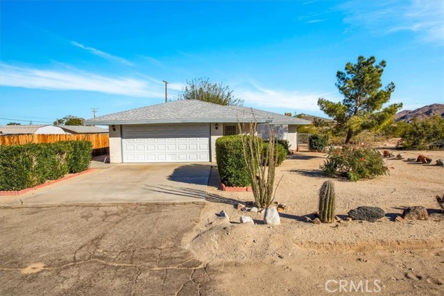 Detail Gallery Image 3 of 41 For 6583 Mariposa Ave, Twentynine Palms,  CA 92277 - 2 Beds | 2 Baths