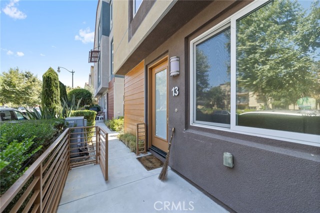 2581 Arvia Street, Los Angeles CA: https://media.crmls.org/medias/36c87b6f-b0e0-48cb-b05b-17560b661cf1.jpg