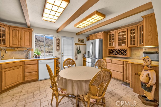 Detail Gallery Image 23 of 52 For 50720 Panorama, Morongo Valley,  CA 92256 - 3 Beds | 3 Baths