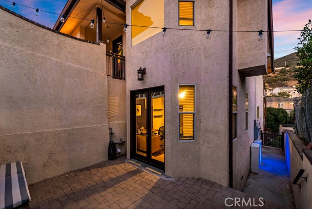 1124 Kathleen Drive, Newbury Park CA: https://media.crmls.org/medias/36c9981b-42be-46d2-b21b-6a03e9058695.jpg