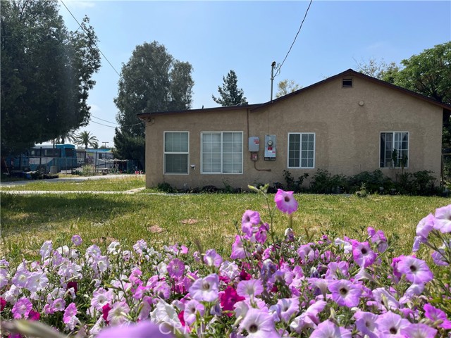 8636 Cypress Avenue, Fontana, California 92335, 4 Bedrooms Bedrooms, ,3 BathroomsBathrooms,Single Family Residence,For Sale,Cypress,WS24072572