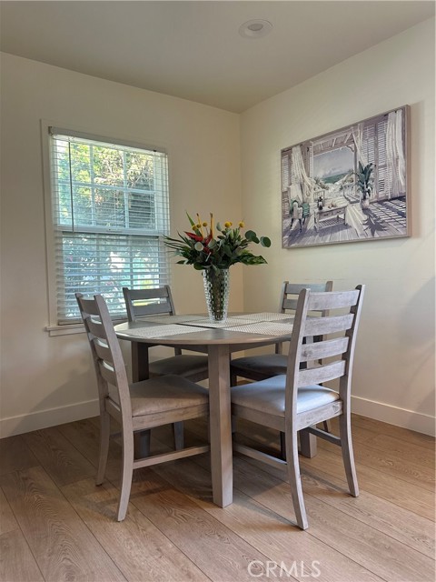 2303 Amherst Avenue, Los Angeles CA: https://media.crmls.org/medias/36ca0e3f-aebf-42b4-aae5-87abddfc0877.jpg