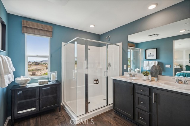 MODEL HOME