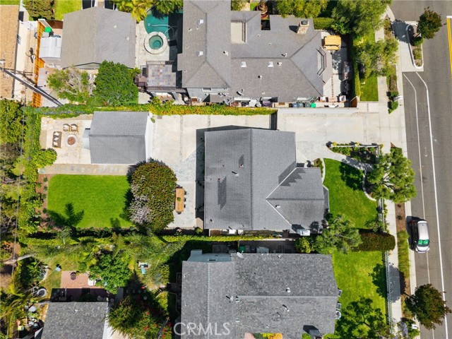 340 Broadway, Costa Mesa CA: https://media.crmls.org/medias/36ca9fdb-eea0-436e-9f4b-b4e41d057300.jpg