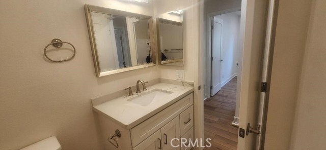 2511 W Sunflower Avenue, Santa Ana CA: https://media.crmls.org/medias/36cb853e-3a90-4c55-8c9e-2df5c29f34cc.jpg