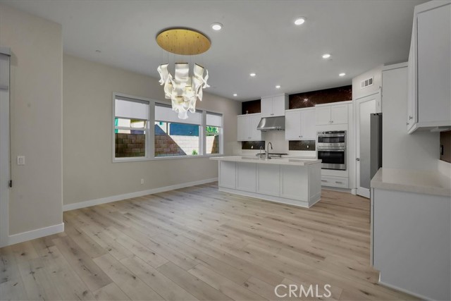 670 Athos, Lake Forest CA: https://media.crmls.org/medias/36cb9a71-1c82-4ed9-a806-0dabe11bff35.jpg