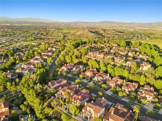 Detail Gallery Image 38 of 39 For 33 Tall Hedge, Irvine,  CA 92603 - 3 Beds | 3/1 Baths