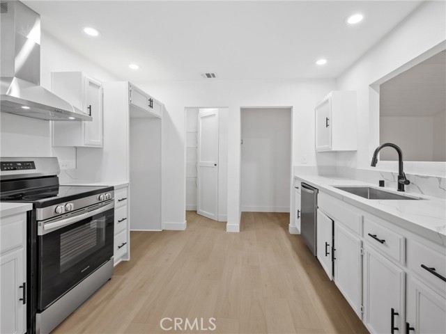 Detail Gallery Image 11 of 43 For 9474 Malpaso Rd, Phelan,  CA 92371 - 3 Beds | 2 Baths