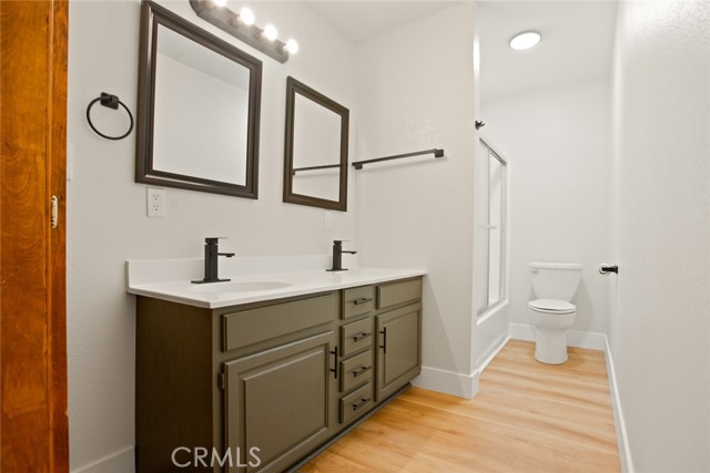 8216 Glencrest, Sun Valley CA: https://media.crmls.org/medias/36cc2144-4466-4ae0-bcf9-fb3327f0839c.jpg