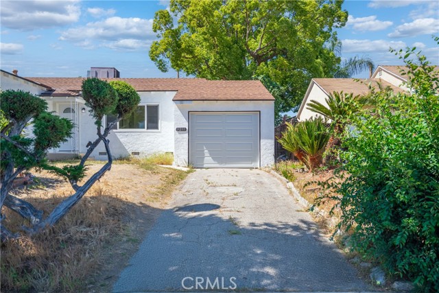 3211 W Jeffries Avenue, Burbank CA: https://media.crmls.org/medias/36cc2c0d-c0b9-460b-8781-37ff9fd7efb7.jpg