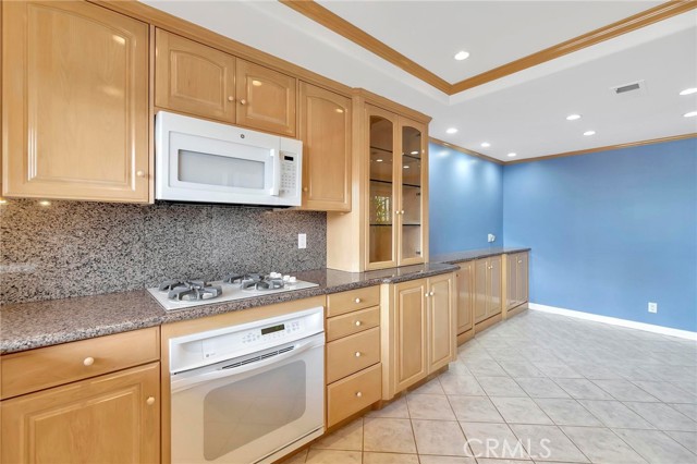 Image 14 of 54 For 2728 Hilltop Drive 62